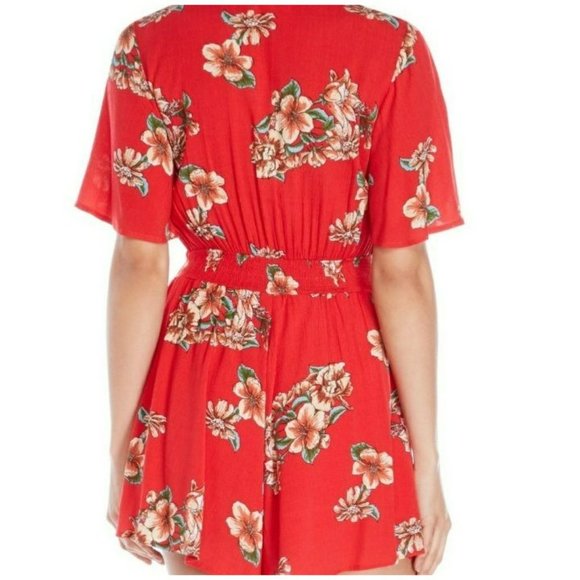 ILLA ILLA Women's Red Multi Smocked Short Tie Front V-neckline Cutout Romper - Picture 3 of 10